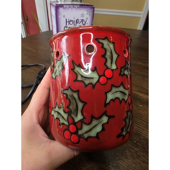 Scentsy Retired Merry Berry Christmas Holiday Full Size Wax Warmer - Picture 12 of 16